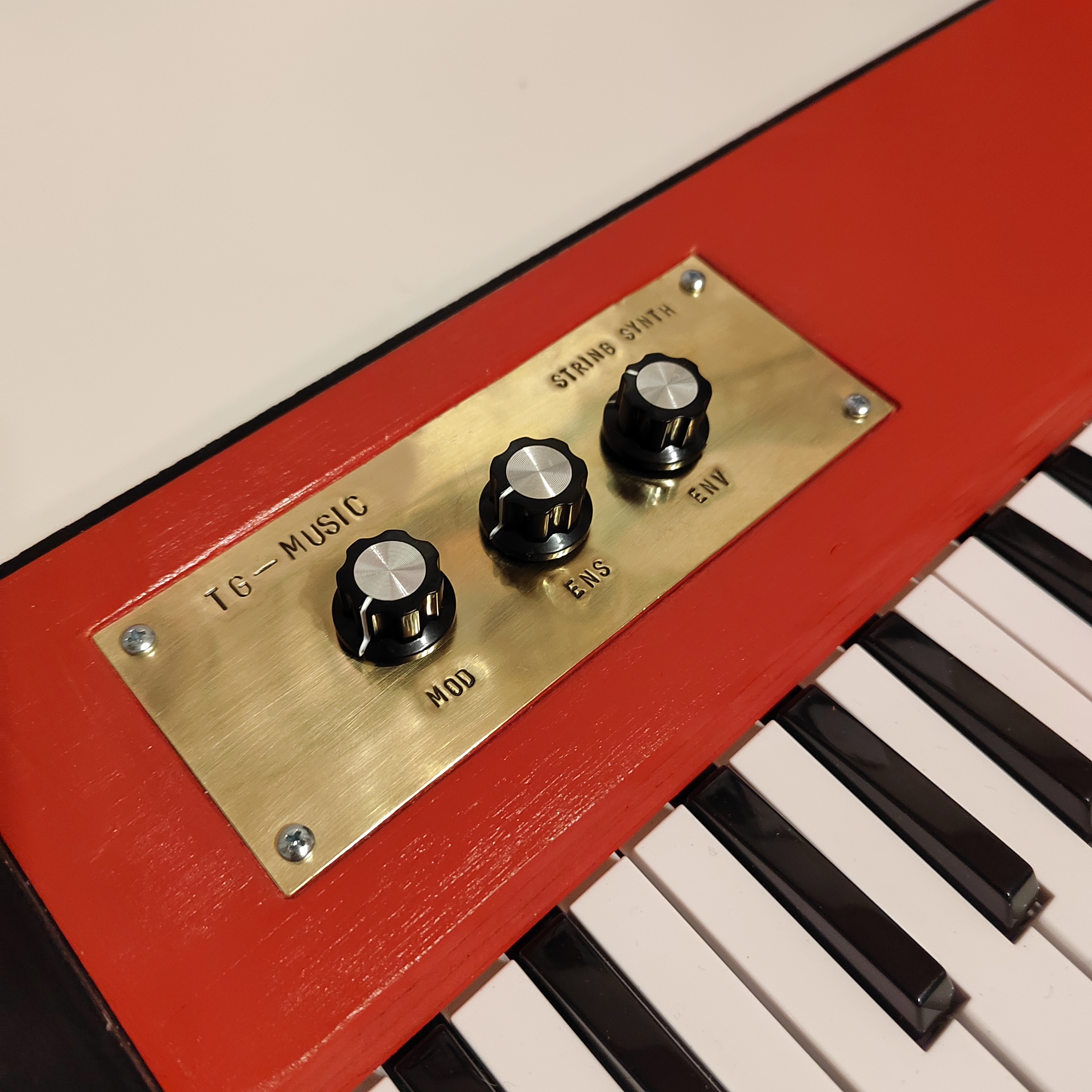 tg-music String Synth
